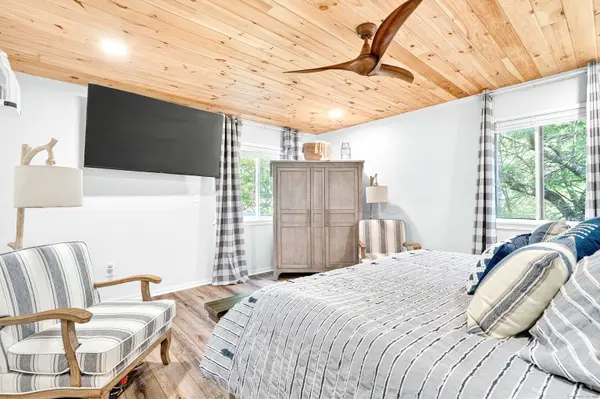 401 Heritage Village #B, Southbury, CT 06488