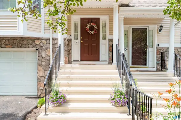 103 Larson Drive #103, Danbury, CT 06810