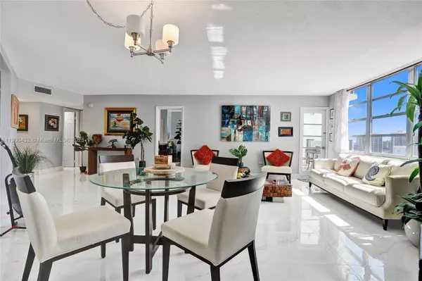 2750 NE 183rd St #2412, Aventura, FL 33160