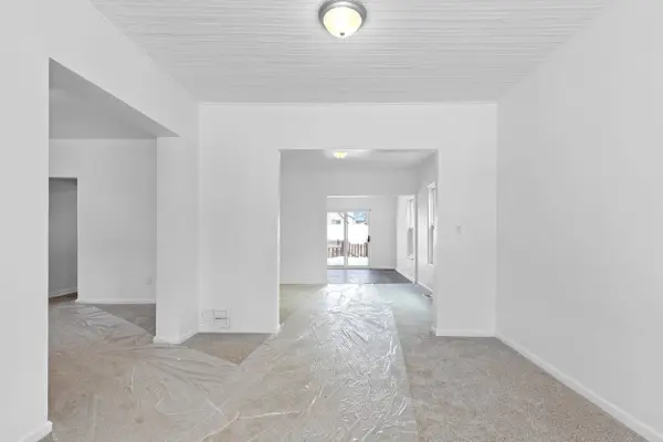 1320 S 64th St, West Allis, WI 53214