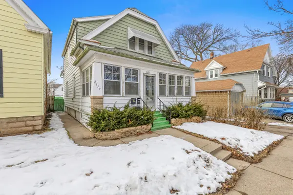 2419 S 30th St #2419 A, Milwaukee, WI 53215-2851