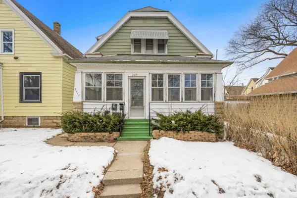 2419 S 30th St #2419 A, Milwaukee, WI 53215-2851