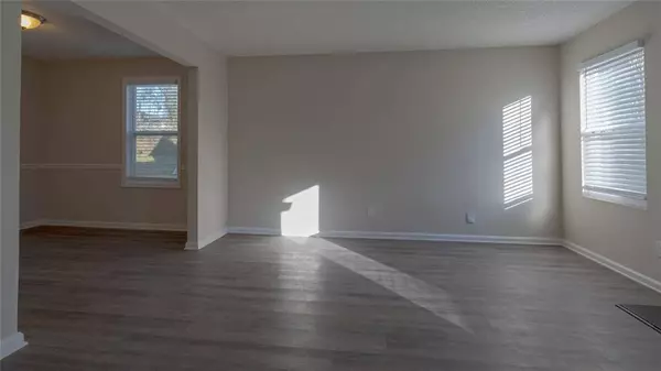 6218 Creekford LN, Lithonia, GA 30058