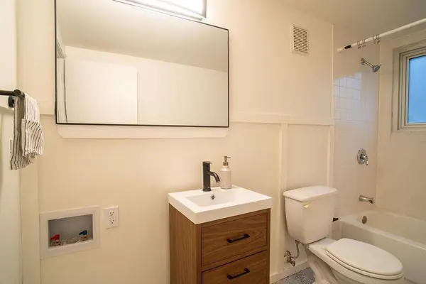 15 Burbank DR SW #3, Atlanta, GA 30314