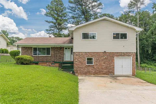 2272 Green Hawk CT, Decatur, GA 30035