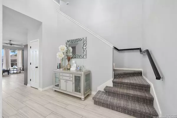 11414 FAIR HOLLOW, San Antonio, TX 78249