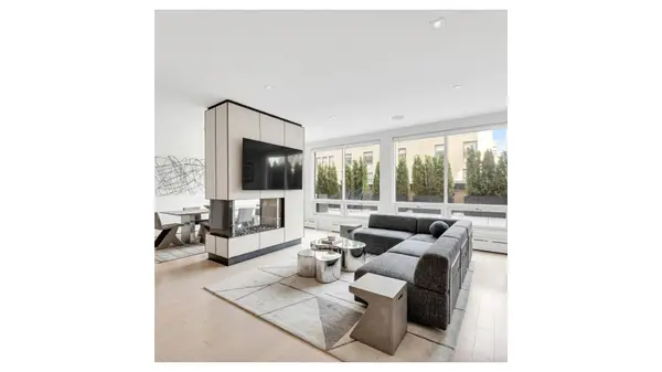 152 W 58TH Street #PH8, Manhattan, NY 10019