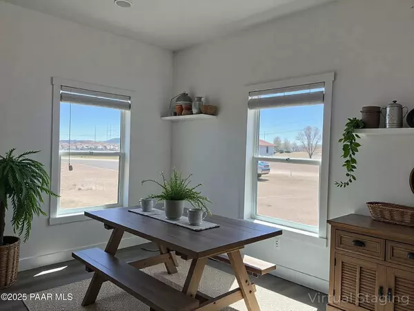20605 E Conestoga DR, Mayer, AZ 86333