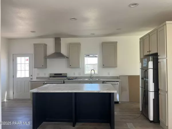 20605 E Conestoga DR, Mayer, AZ 86333