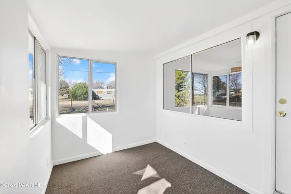 1400 Meadow LN, Chino Valley, AZ 86323