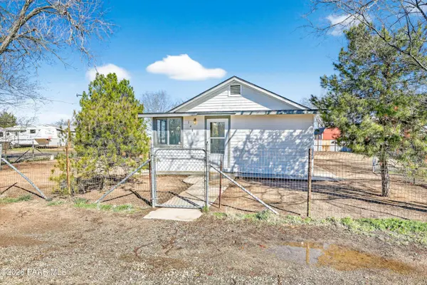 1400 Meadow LN, Chino Valley, AZ 86323