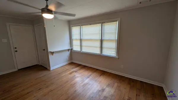 715 Miller DR, Warner Robins, GA 31093