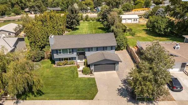 6050 W 20th, Kennewick, WA 99338