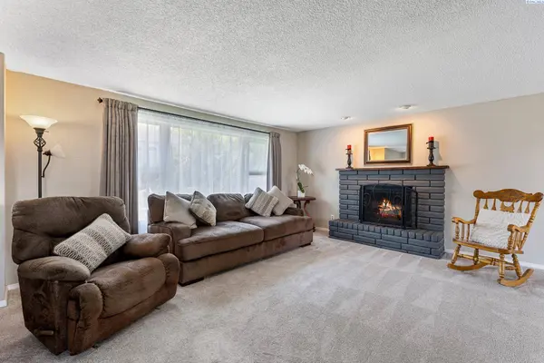 6050 W 20th, Kennewick, WA 99338