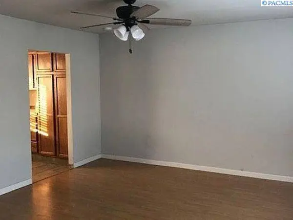 303/305 Bernard, Richland, WA 99352