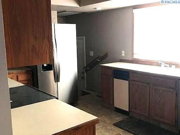 303/305 Bernard, Richland, WA 99352