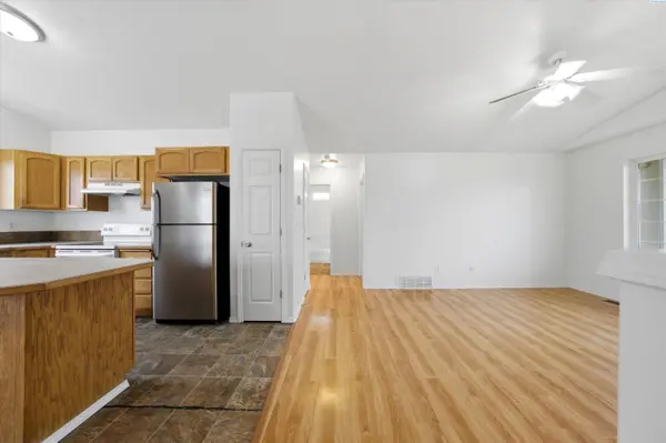 5808 Hudson Dr, Pasco, WA 99301