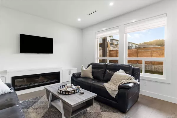 2350 Swallow Pl, Langford, BC V9B 6Y6