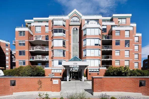 636 Montreal St #105, Victoria, BC V8V 4Y1