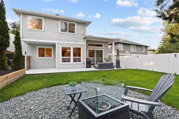 1109 Braelyn Pl, Langford, BC V9B 0G8