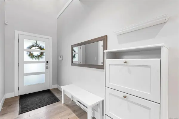 1109 Braelyn Pl, Langford, BC V9B 0G8