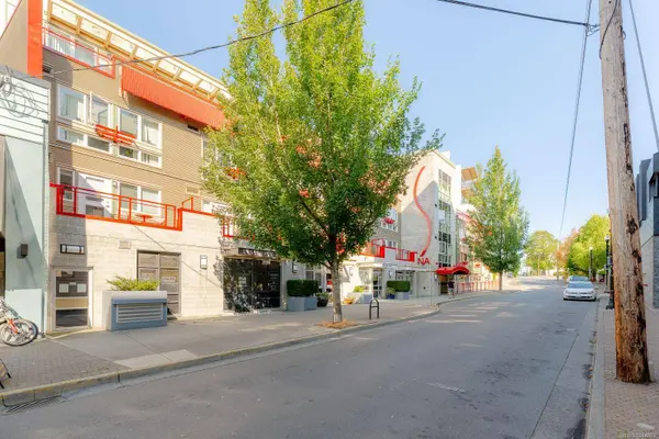 99 Chapel St ##207, Nanaimo, BC V9R 5H3