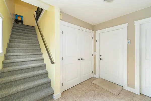3341 Boyles Rd, Cobble Hill, BC V0R 1L7