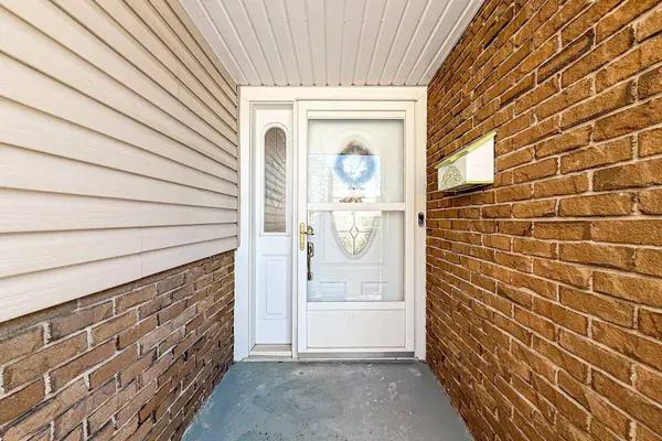 20 Inadale CT, Kitchener, ON N2M 2Z8