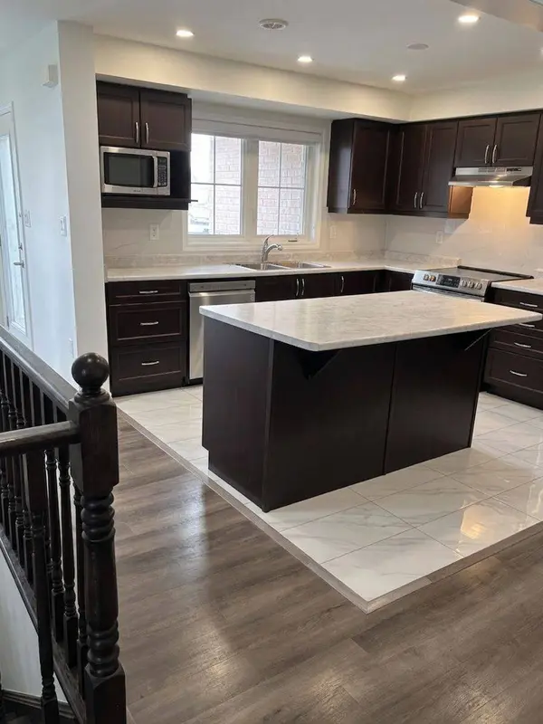 1267 HOP PL, Milton, ON L9E 1S4