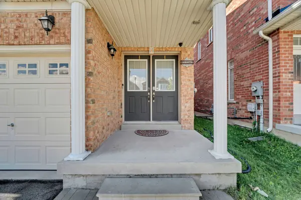 48 COLONEL LYALL ST, St. Catharines, ON L2P 0B3