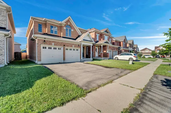 48 COLONEL LYALL ST, St. Catharines, ON L2P 0B3