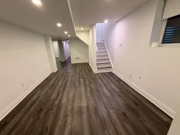 36 Allangrove DR #Unit 2, Brampton, ON L7A 2M3