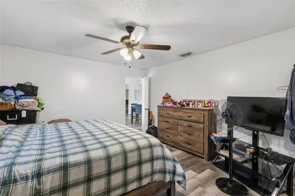 2204 BRIDGEWOOD TRL, Orlando, FL 32818