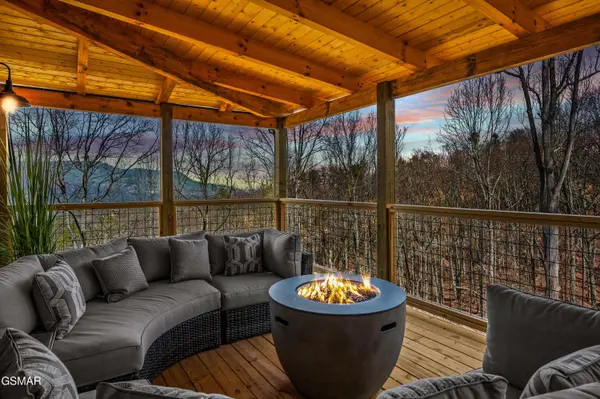 2247 Headrick Lead, Sevierville, TN 37862