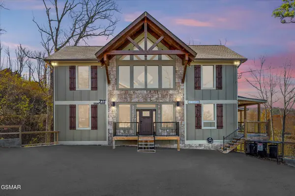 711 Short Ridge CT, Gatlinburg, TN 37738