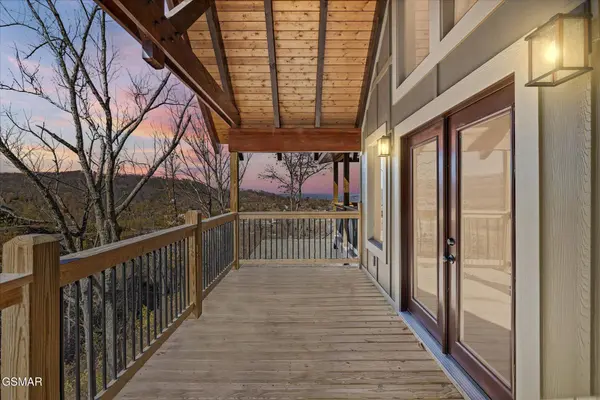711 Short Ridge CT, Gatlinburg, TN 37738