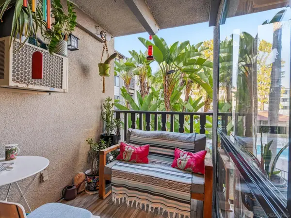 6924 Hyde Park #220, San Diego, CA 92119