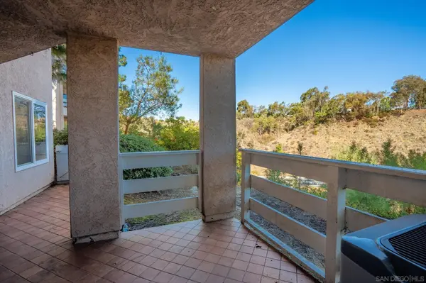 7227 Camino Degrazia #61, San Diego, CA 92111
