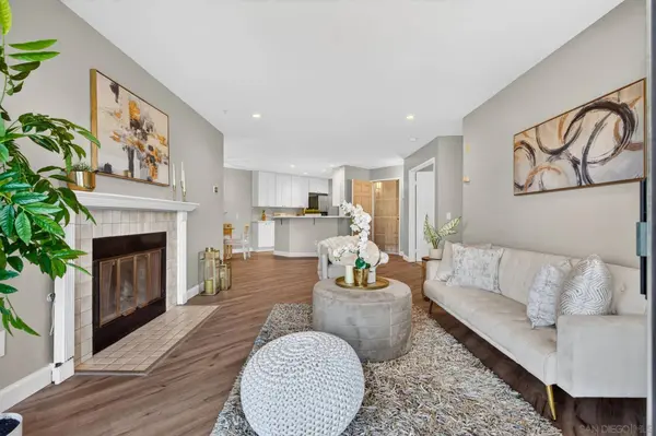 7227 Camino Degrazia #61, San Diego, CA 92111
