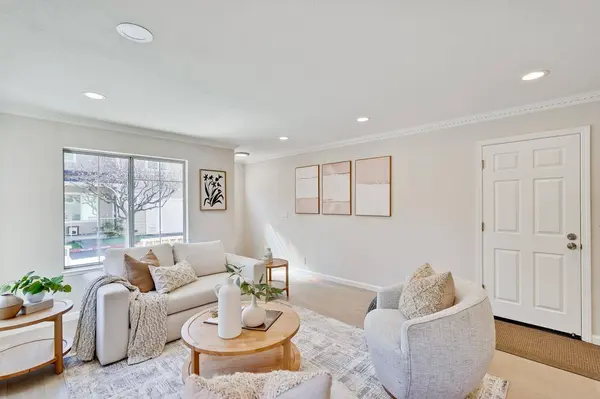 2112 Windrose PL, Mountain View, CA 94043