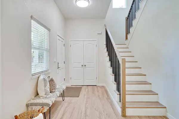 274 Skyview CT, Mountain View, CA 94043