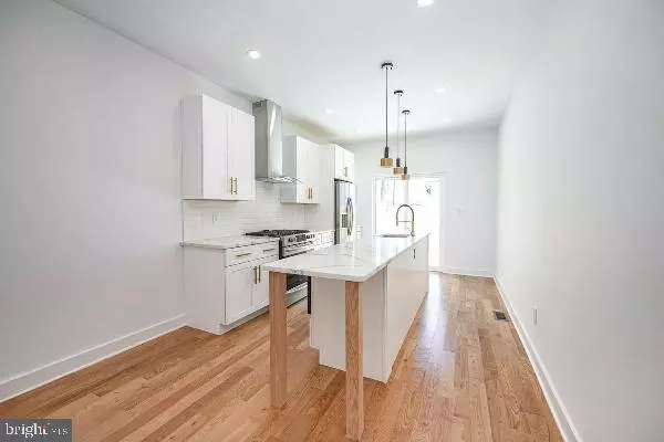 1323 S 22ND ST, Philadelphia, PA 19146