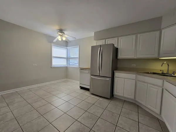 837 Lathrop AVE #GW, Forest Park, IL 60130