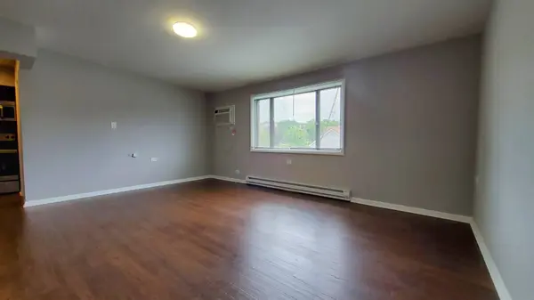 926 Dunlop AVE #308, Forest Park, IL 60130