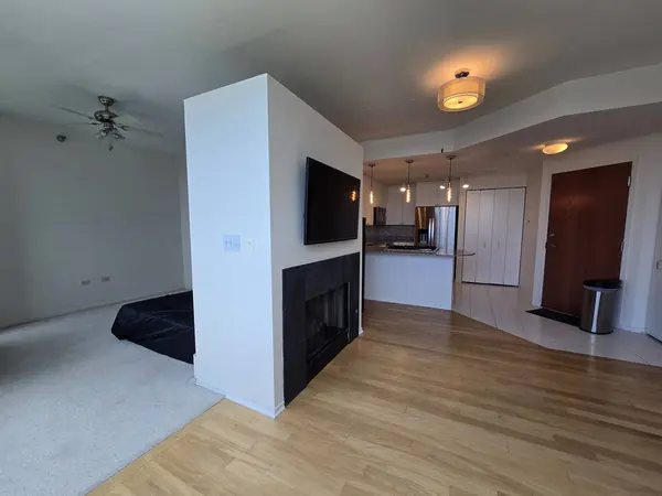701 S Wells ST #1907, Chicago, IL 60607