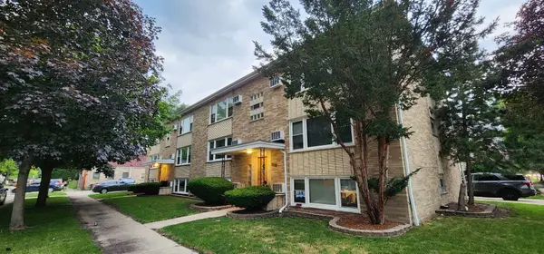 6801 13th ST #2E, Berwyn, IL 60402