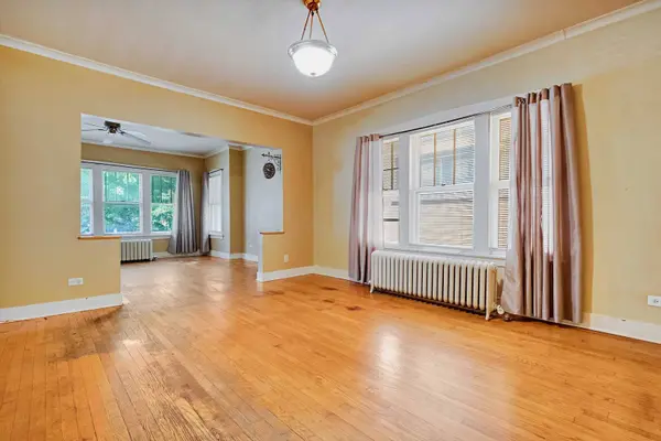 5505 W Cullom AVE, Chicago, IL 60634