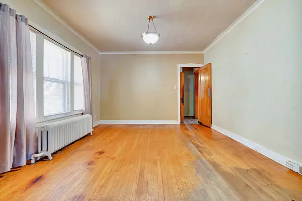 5505 W Cullom AVE, Chicago, IL 60634