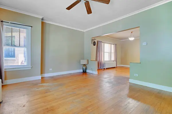 5505 W Cullom AVE, Chicago, IL 60634