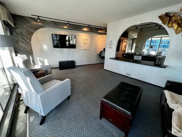 300 N State ST #3704, Chicago, IL 60654
